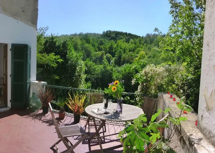 A House In Tuscany *