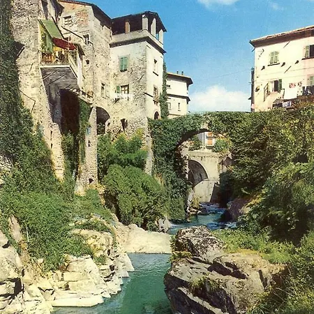 A House In Tuscany Tatil Evi *
